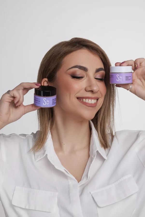 Velvet Face Cream-2 Velvet Face Cream